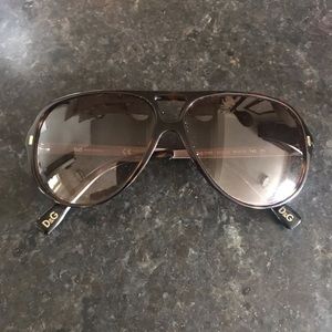 Dolce & Gabbana sunglasses 😎